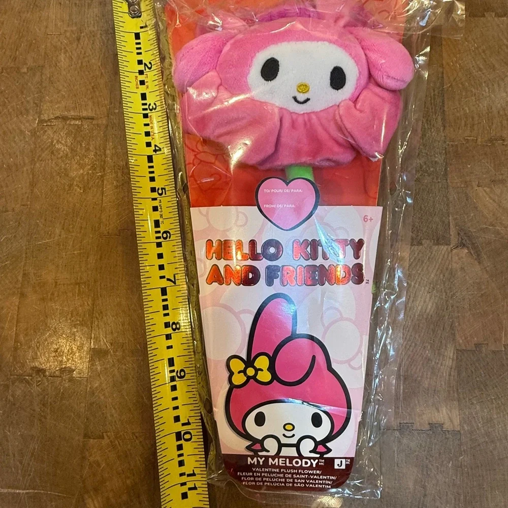 Hello Kitty and Friends Sanrio My Melody Pink Plush Flower Valentine’s Day New